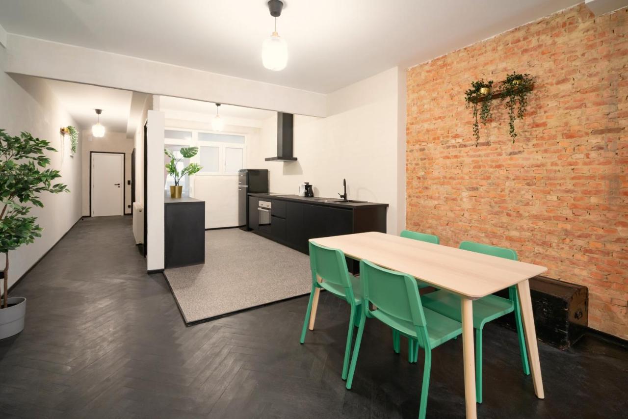 Apartments In The Heart Of Antwerp Exterior photo